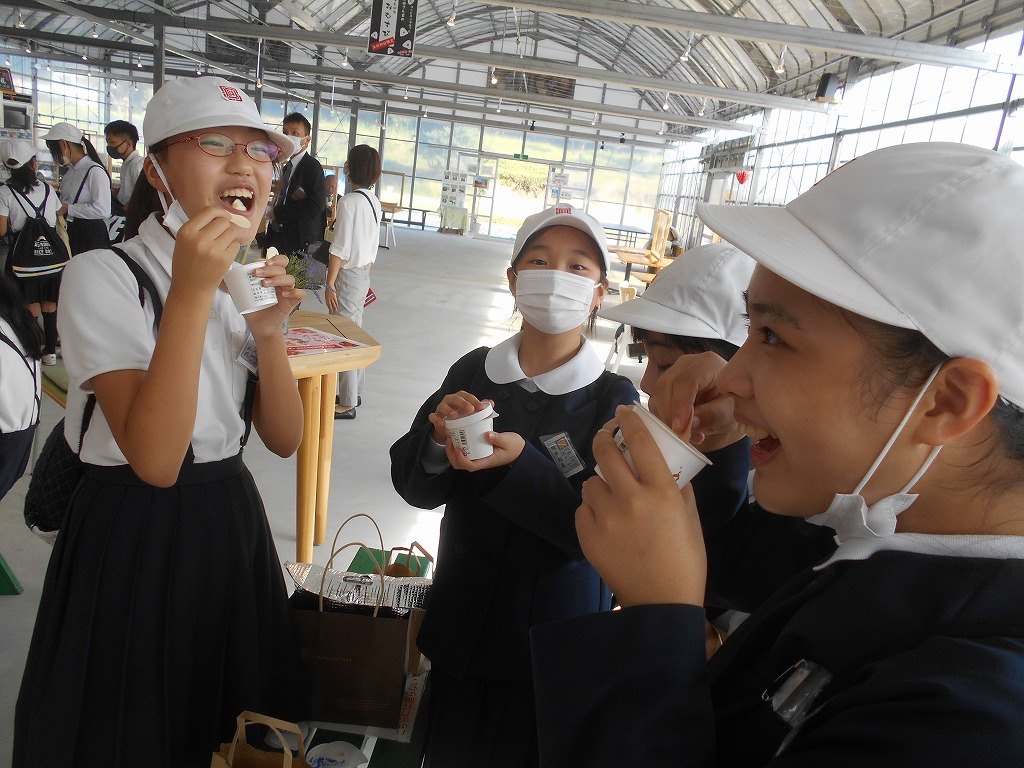 山田養蜂場