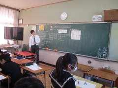 ６年授業研究の様子です。