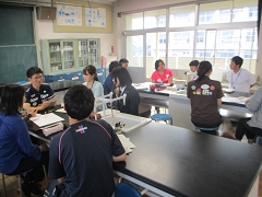 校内自主研修①の様子です。