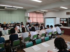 コンプライアンス研修の様子です。