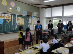 １年生の研究授業の様子です。