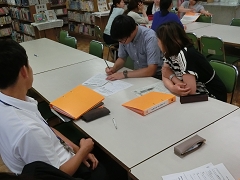 校内自主研修①の様子です。