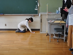 清掃指導研修の様子です。