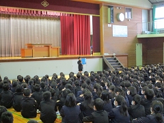 終業式の様子です。