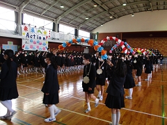 ６年生を送る会の様子です。