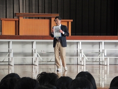 なかよし集会の様子です。