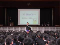 学校保健委員会の様子です。