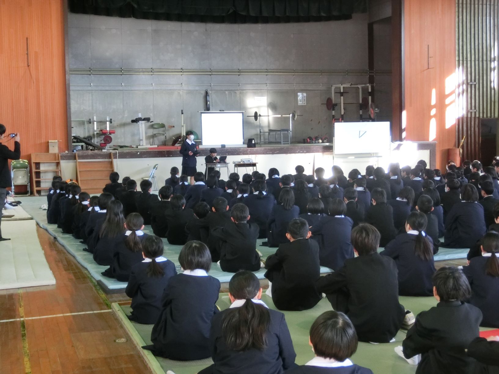 学年集会