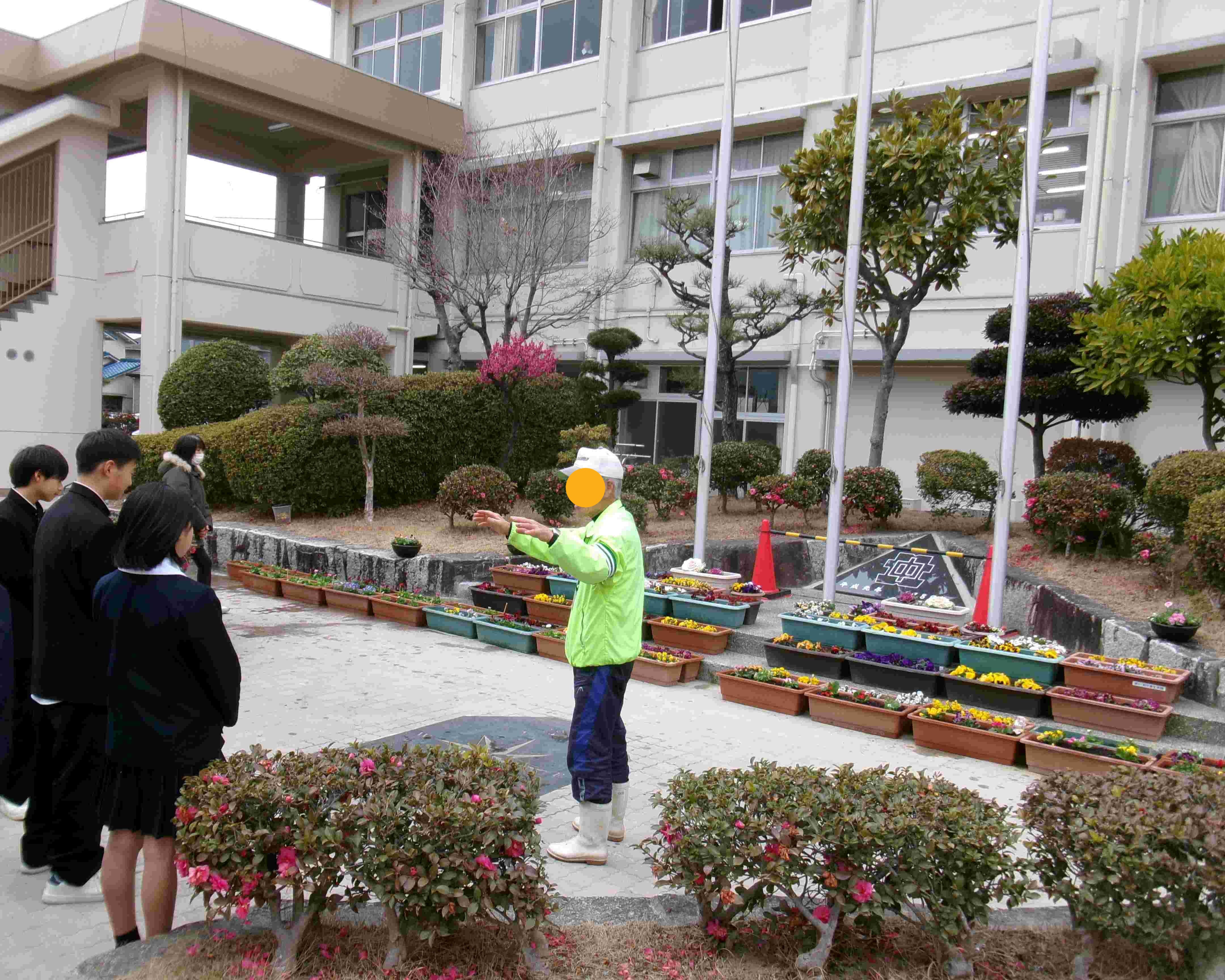 花植えボランティア