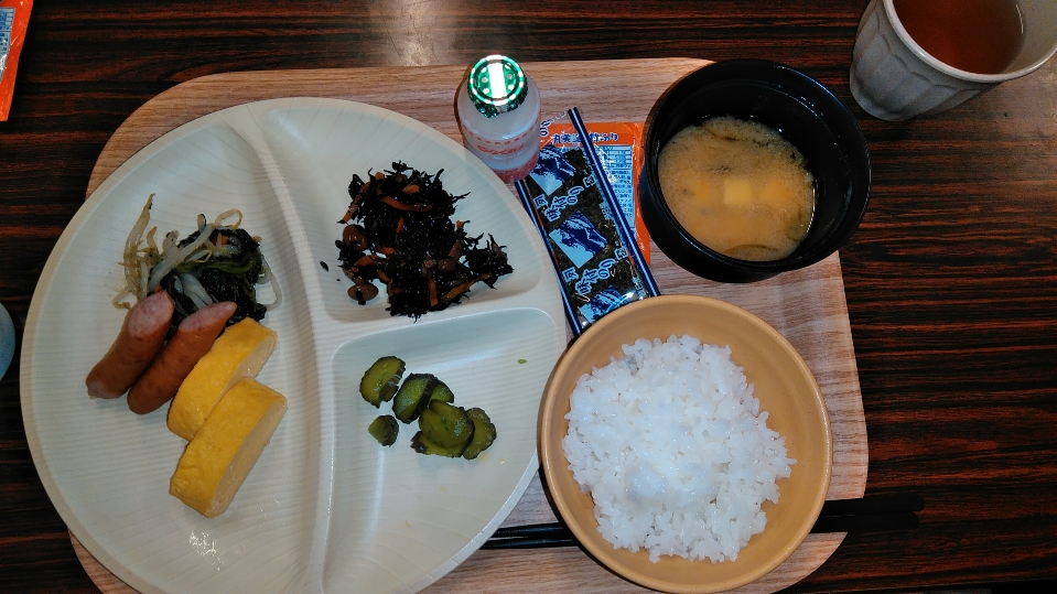 朝食