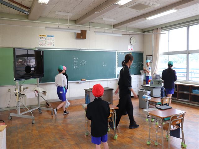 縦割り班遊び