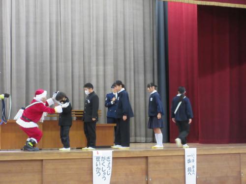 夜行タスキ授与１