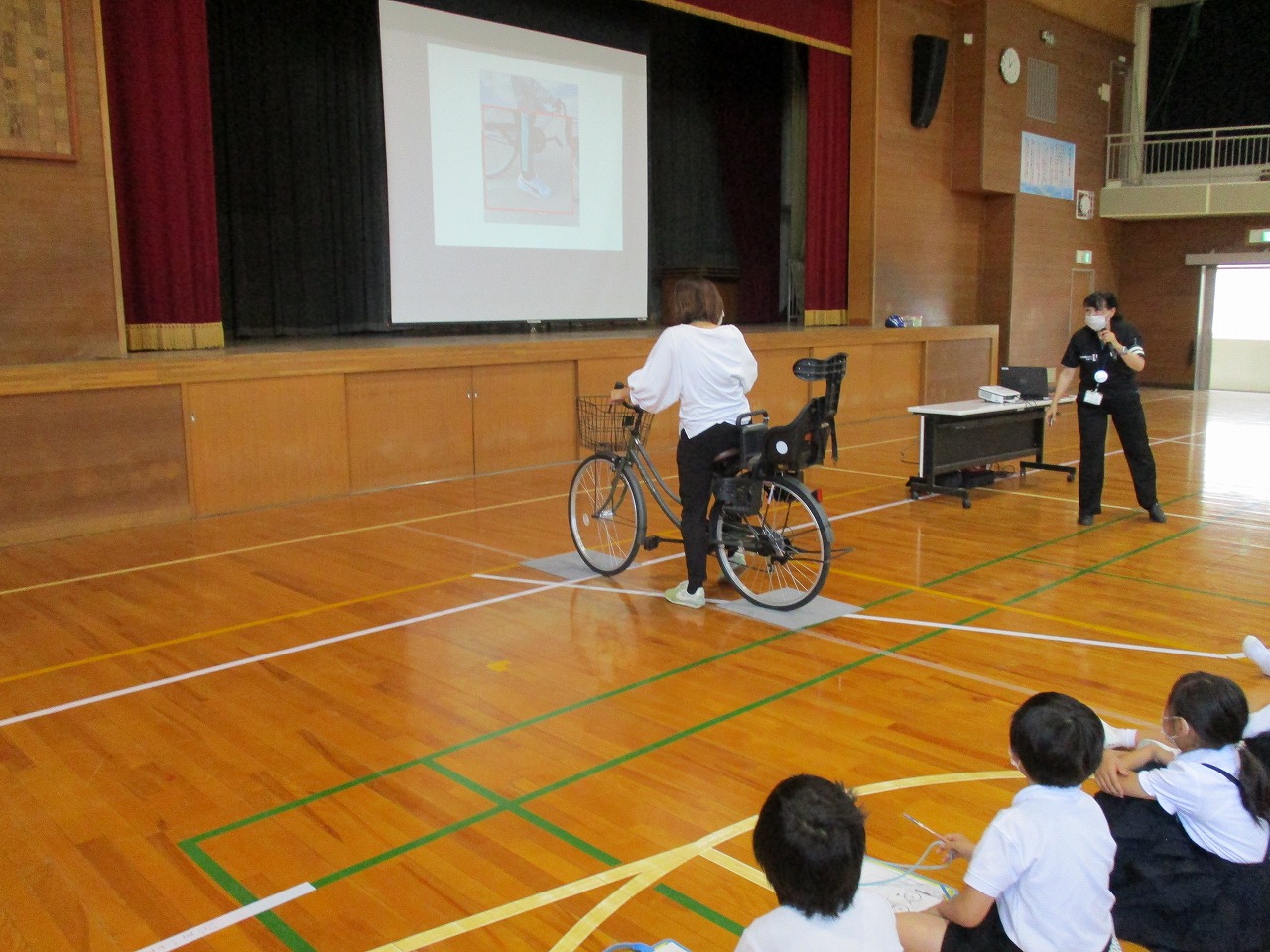 自転車の正しい乗り方